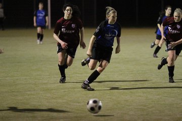Bild 101 - Frauen am 20.4.12